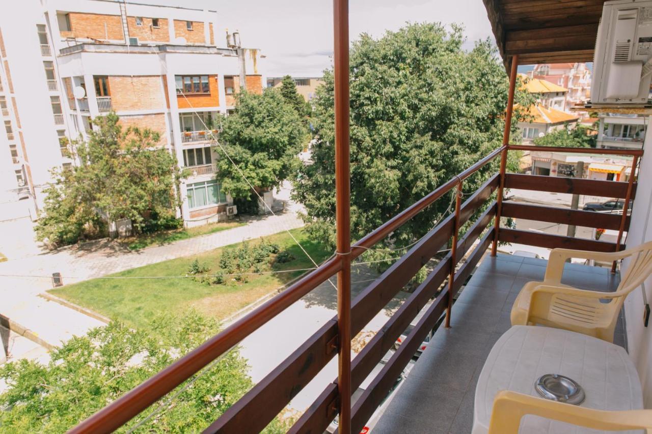 Hronos Hotell Nesebar Exteriör bild