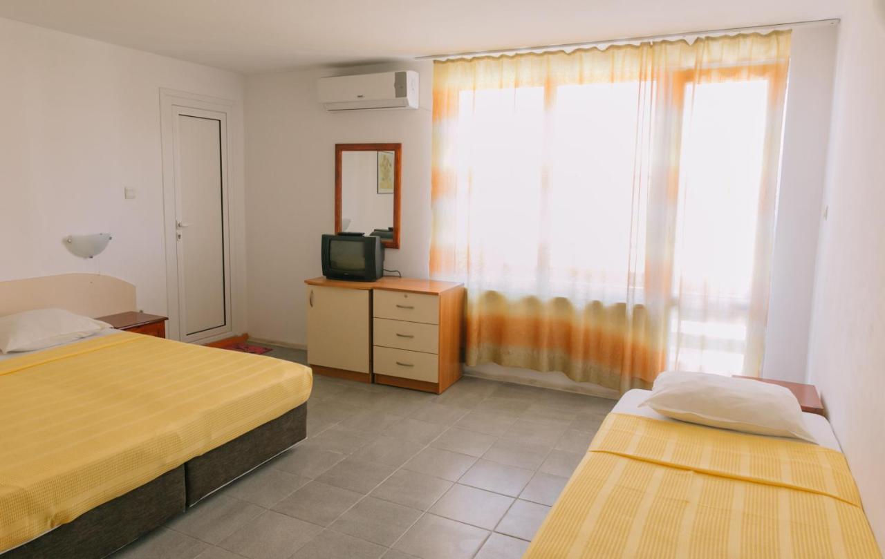Hronos Hotell Nesebar Exteriör bild